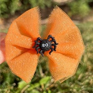 Orange Glow-in-the-Dark Spider Bow for Kids